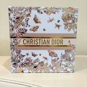 Dior Beauty Mother’s Day Limited Gift Box Butterflies Flowers